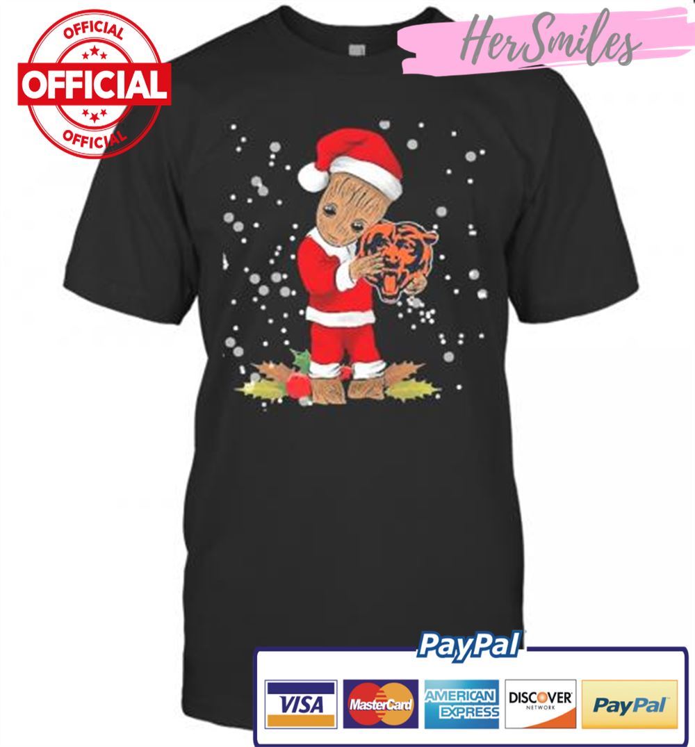 Santa Baby Groot Hug Chicago Bears Christmas Unisex Graphic T-Shirt