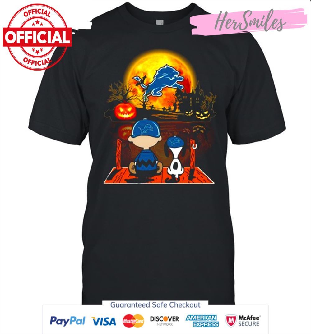 Snoopy and Charlie Brown Pumpkin Detroit Lions Halloween Moon Graphic T-Shirt