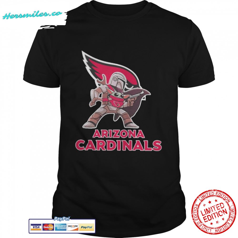The Mandalorian hug Baby Yoda Arizona Cardinals shirt